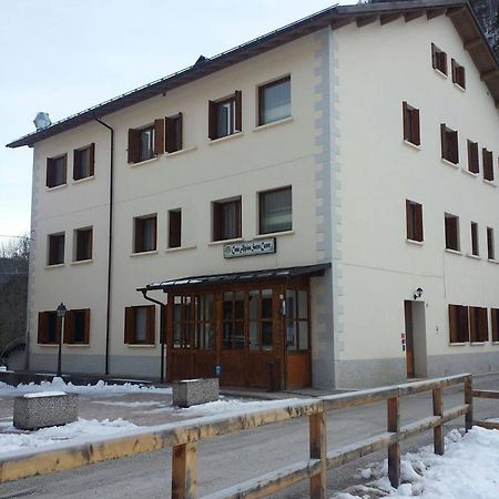 Casa Alpina Sacro Cuore Canale dʼAgordo エクステリア 写真